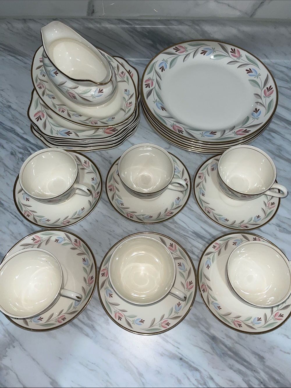 Nautilus Cream Dinnerware Set with Pink & Blue Floral Trim and Gold Edge 25 Pcs